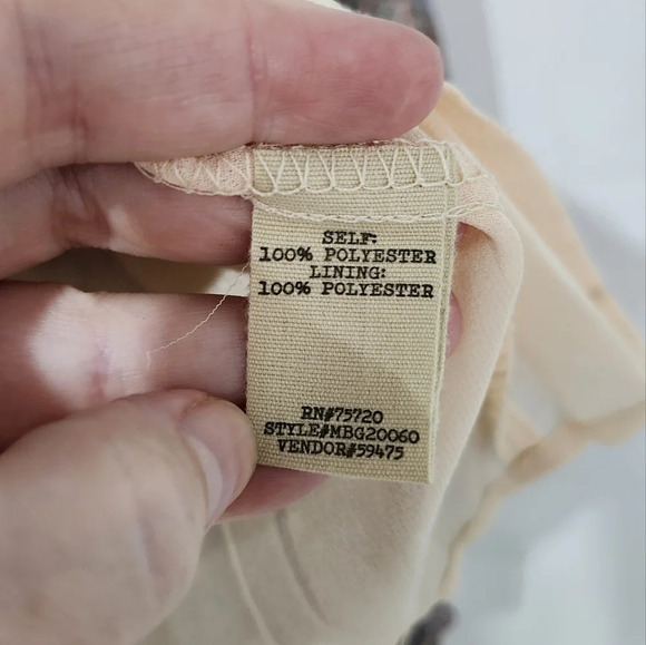 Gimmicks Buckle‎ NWT Womens Floral Paisley Top Size S Boho Peasant Patchwork - Picture 2 of 9